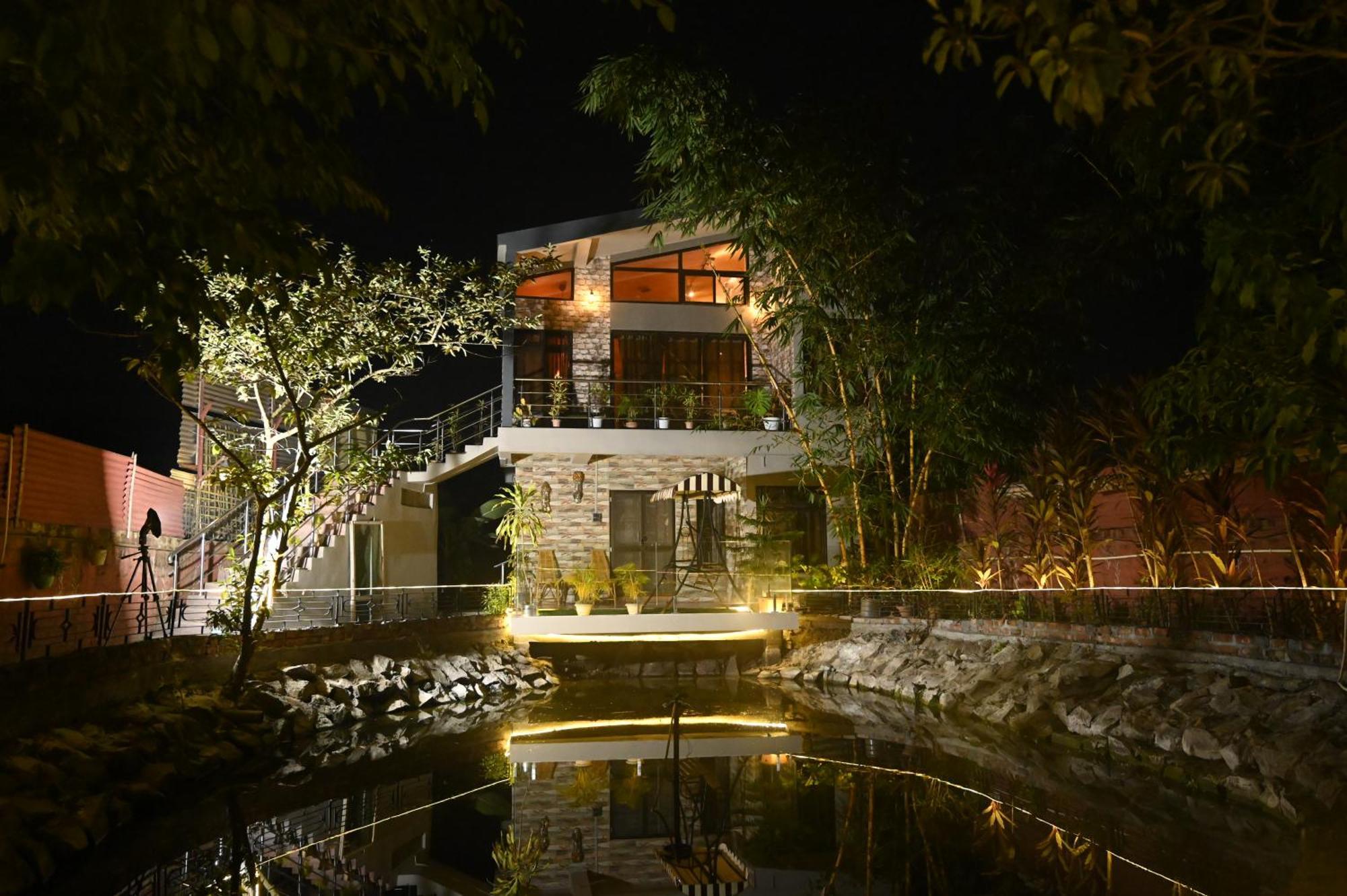 Bed and Breakfast The Cabin By The Bayou Ґувахаті Екстер'єр фото